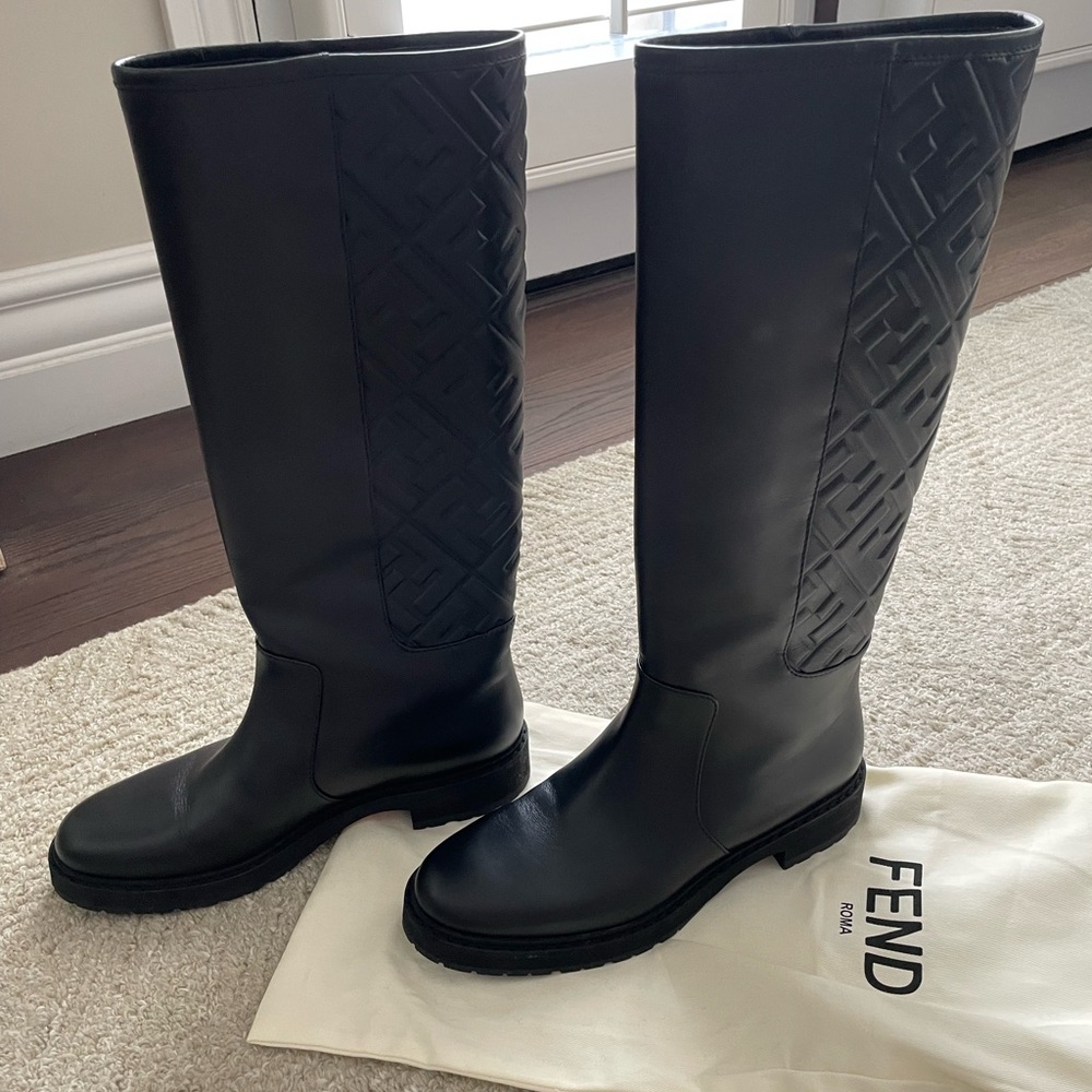 🖤 NWT***. FENDI FF TALL RIDING BOOTS
